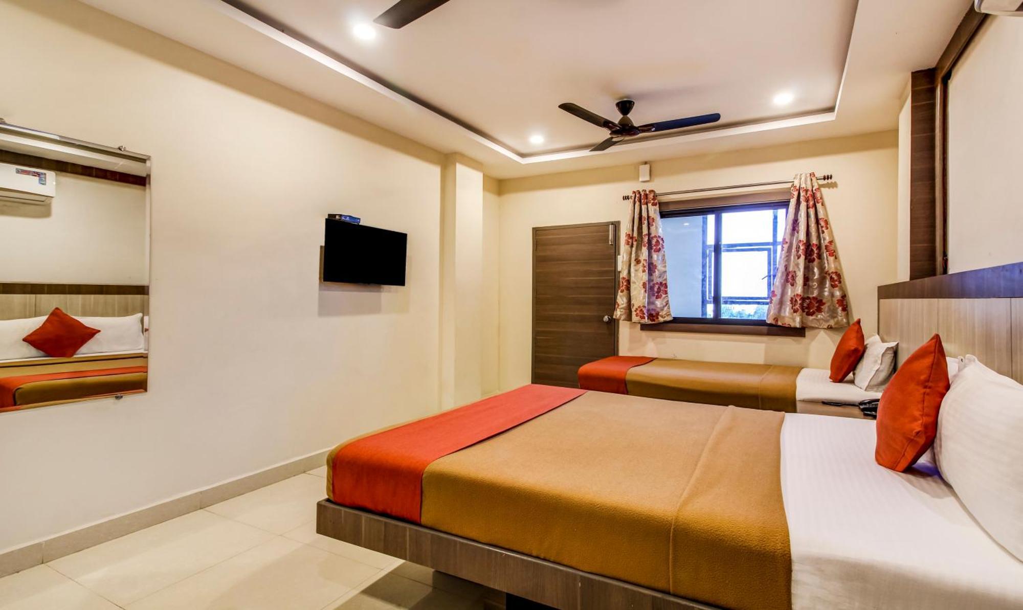 Hotel Neem Tree Hyderabad Airport Shamshabad Esterno foto