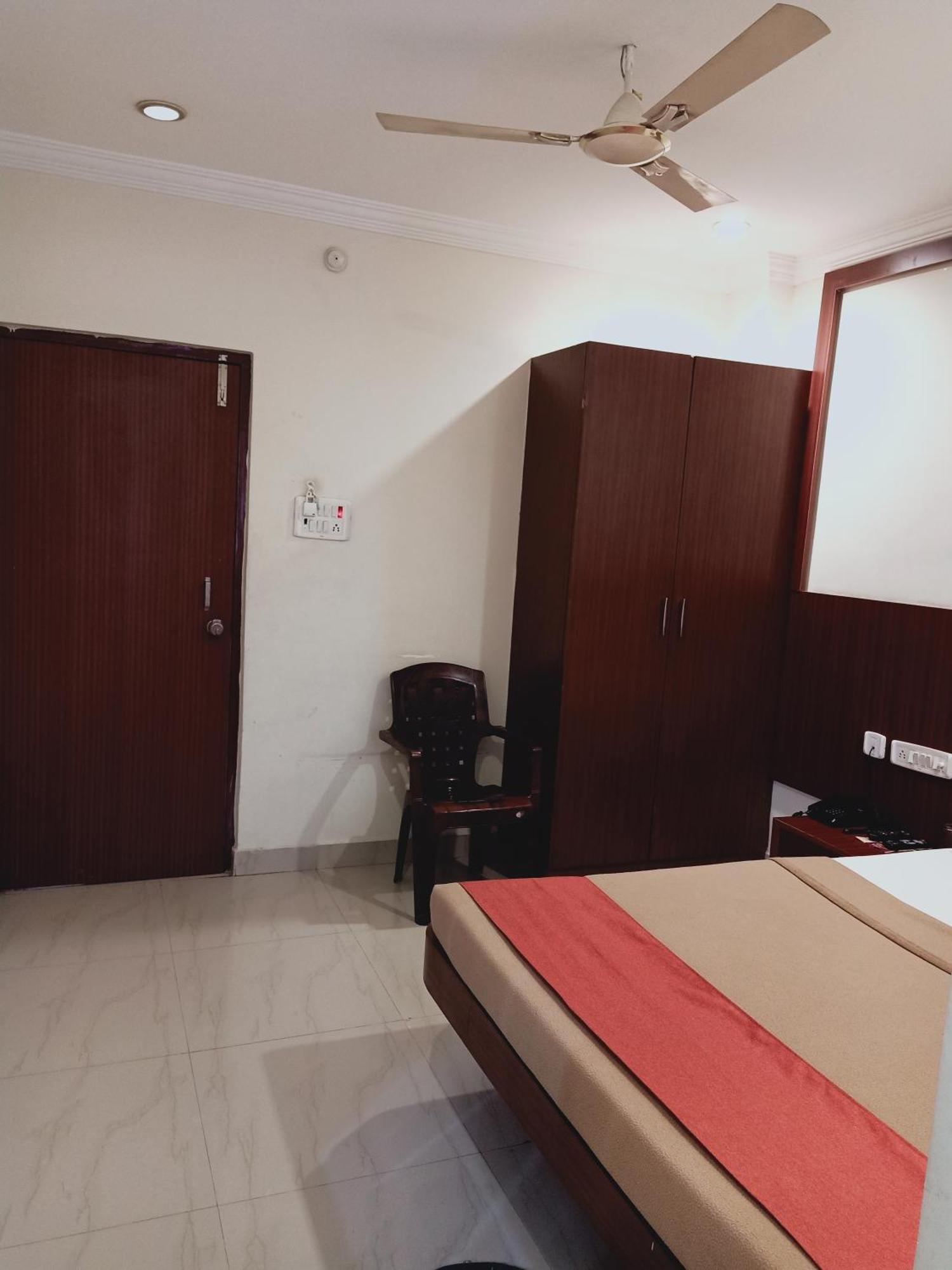 Hotel Neem Tree Hyderabad Airport Shamshabad Esterno foto